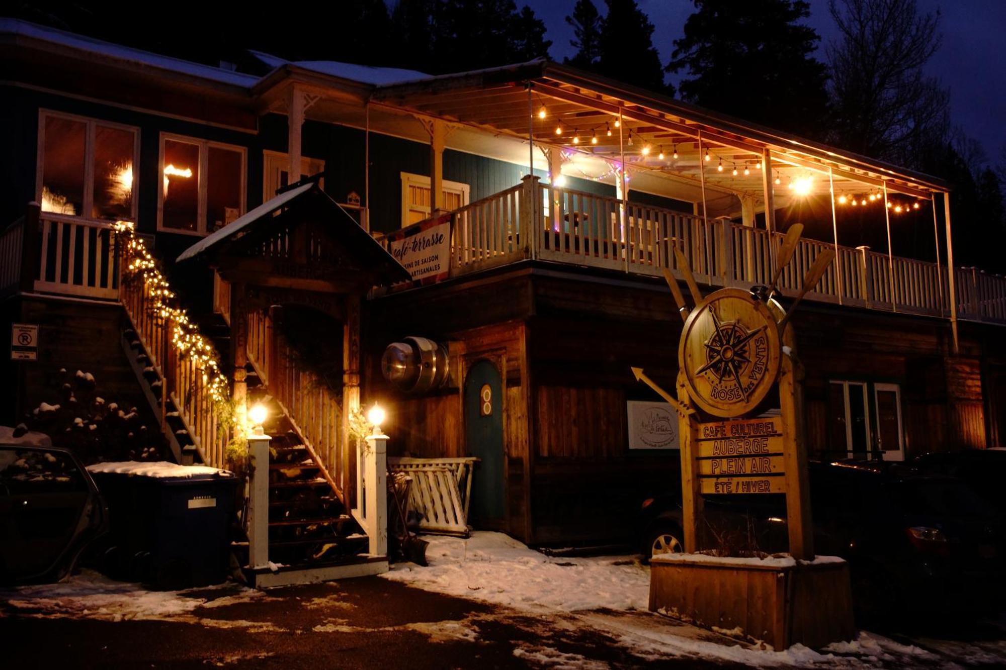 Auberge Aventure Rose Des Vents Sainte-Rose-du-Nord Esterno foto